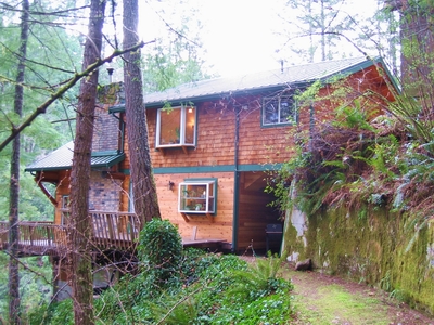 Post and Beam addition to a non-Pan Abode Home.