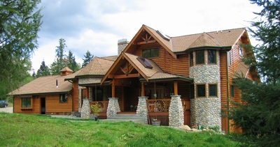 D Log Timber home in the woods of Washington State